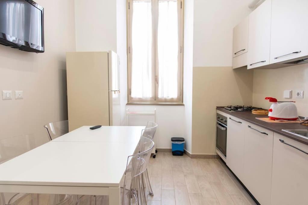 Domus Viola In San Giovanni Roma Eksteriør bilde